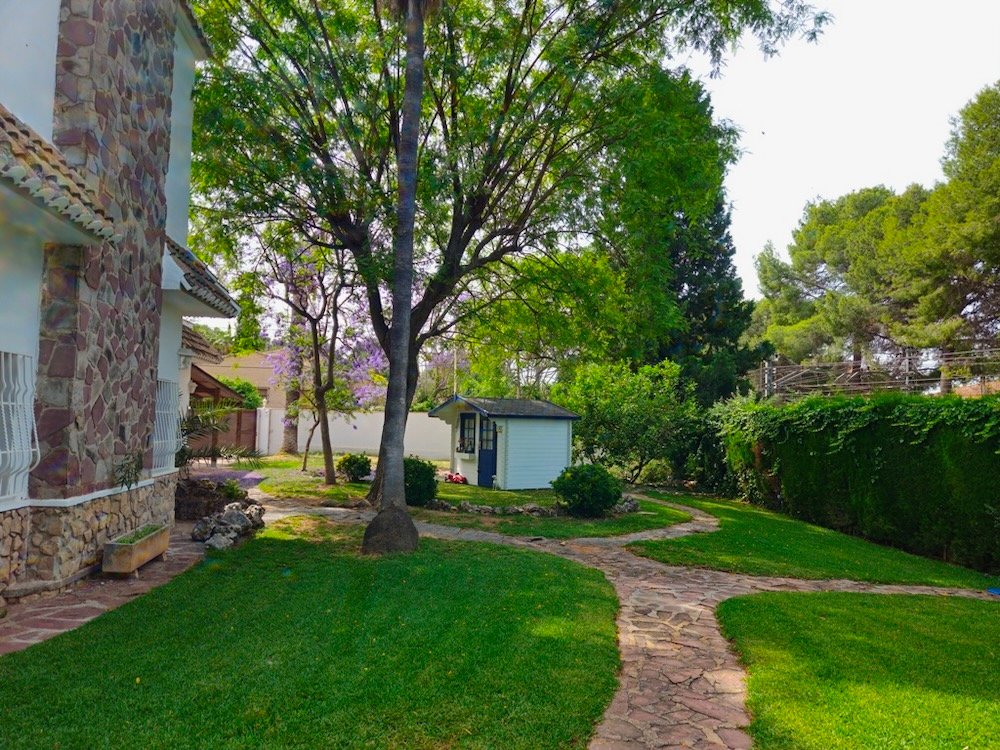 Property 2452 - Image 9